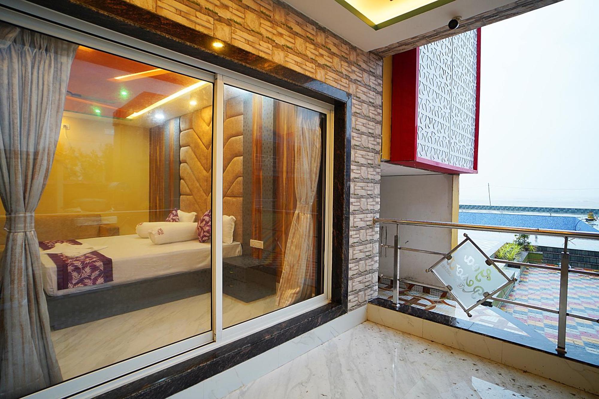 Goa Beach Resort On Beach Mandarmani Bagian luar foto